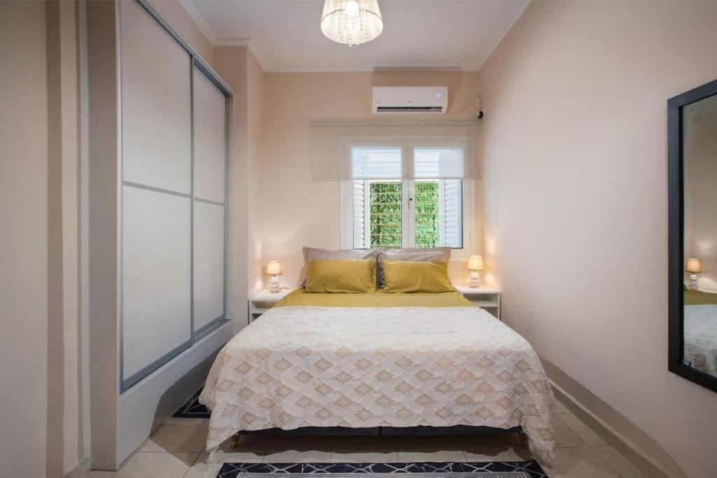 Apartment In The Centre Of Athina Atene Esterno foto